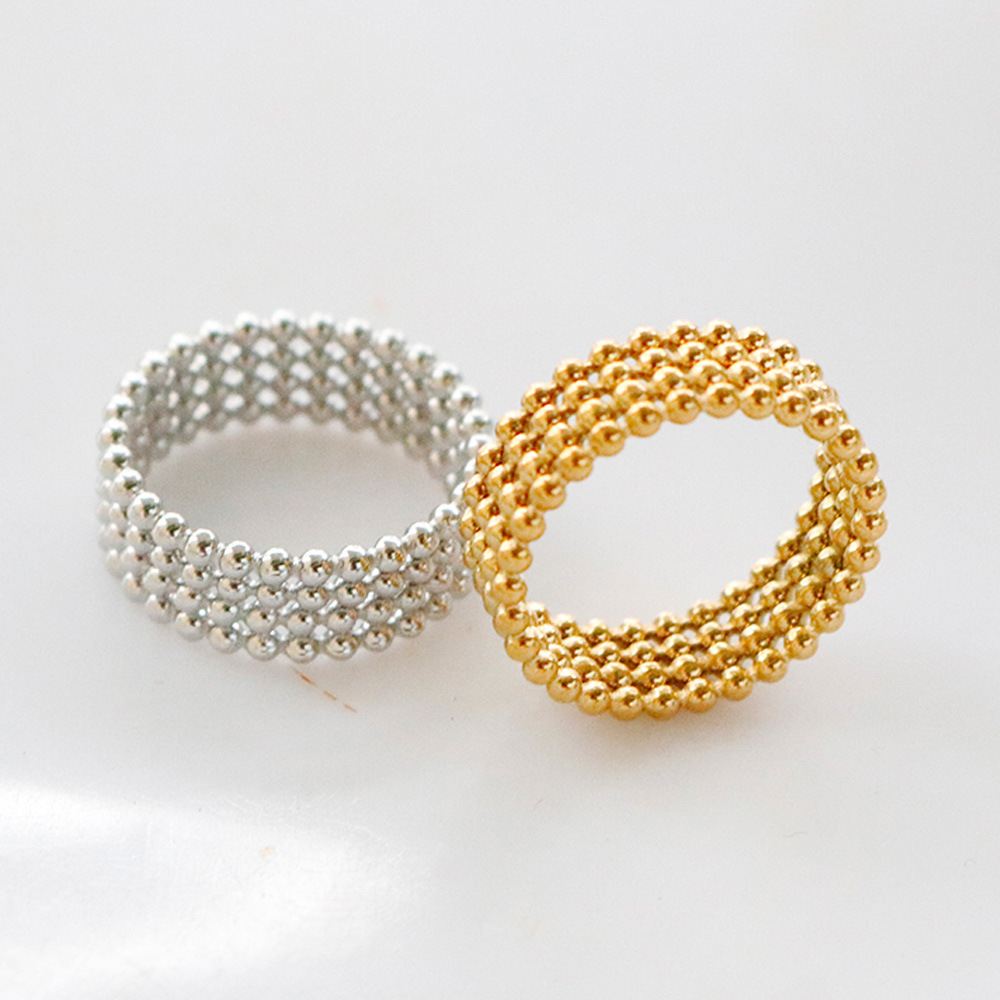 小さなラウンドビーズリング、色あせしない、ニッチなインスタイル、ハイエンド、軽い高級感、多用途リング、男性と女性のための同じスタイルのハンドアクセサリー