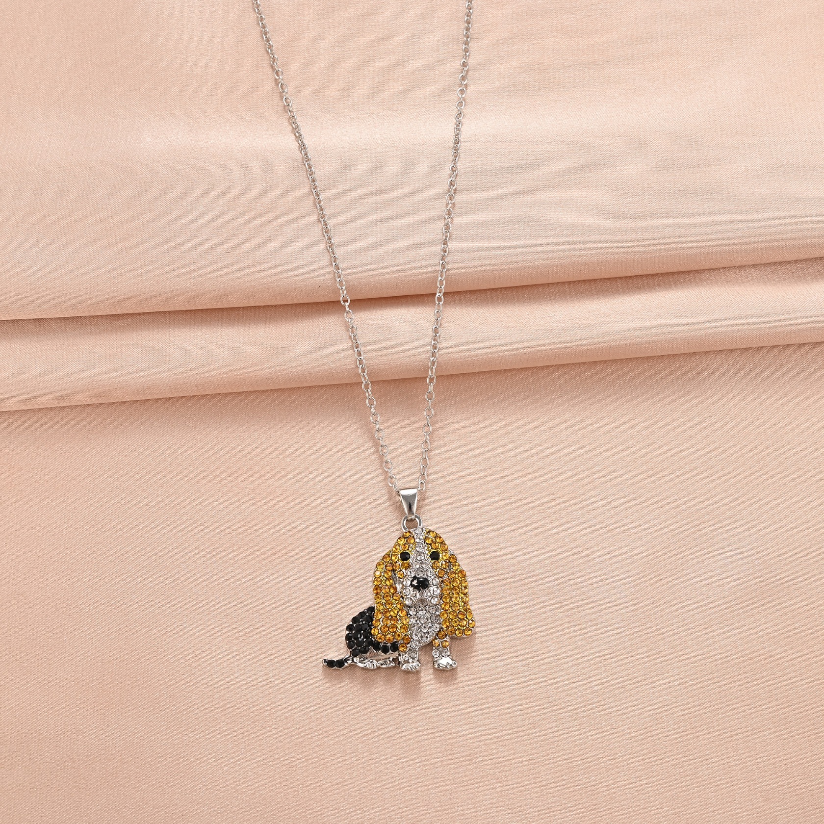 Women's Gender Cute Dog Artificial Crystal Zinc Alloy Cable Chain Pendant Necklaces Wholesale