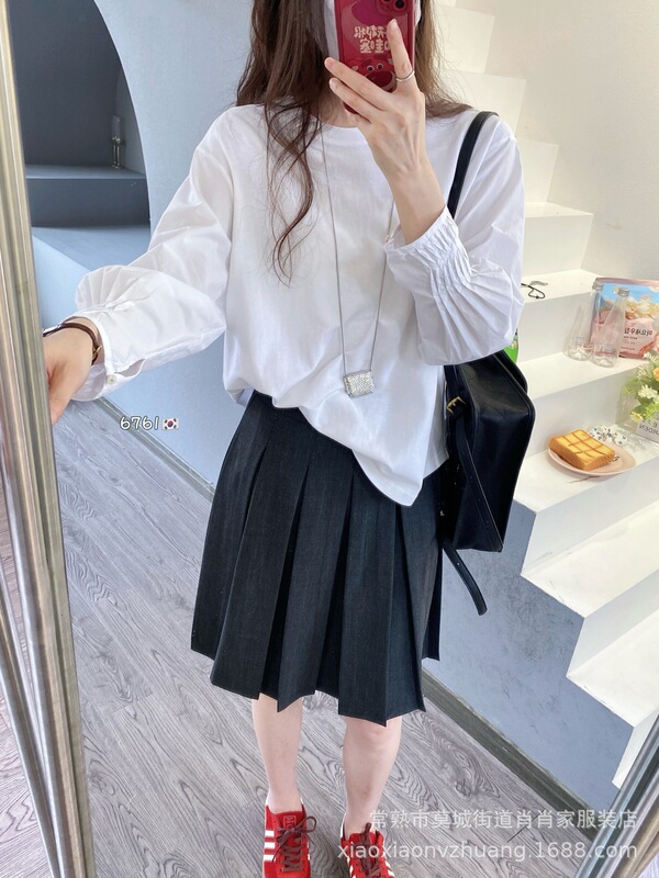 2025秋季新款简约韩版纯色圆领T恤女花式风琴袖口 长袖打底上衣|undefined