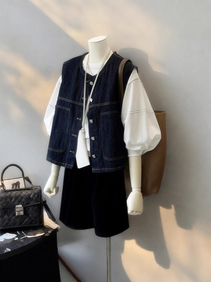 Áo vest denim nữ không tay phối lớp phong cách retro, dáng ôm, dài 50–65 cm — màu xanh đậm