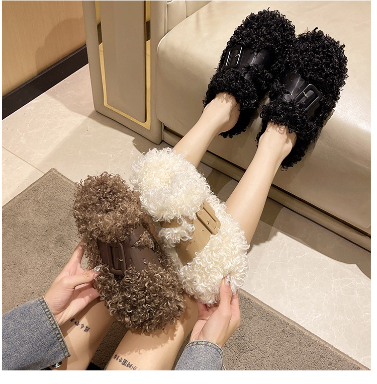 Women's Streetwear Solid Color Round Toe Plush Slippers display picture 1