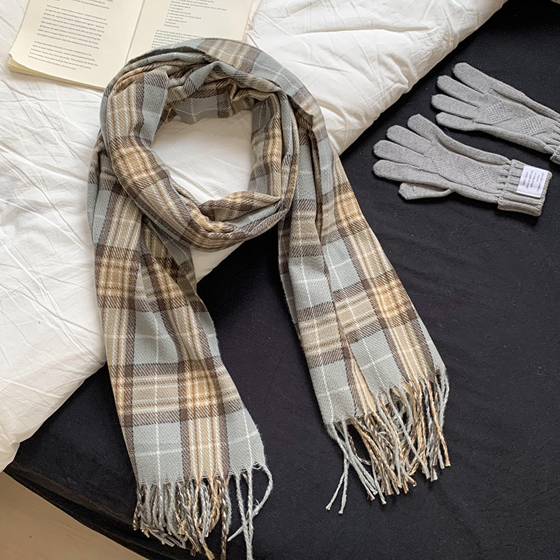 Bufandas de invierno femeninas de alta calidad 2025 nuevo estilo versátil engrosado calentamiento imitación de cachemir bufandas de celos al por mayor