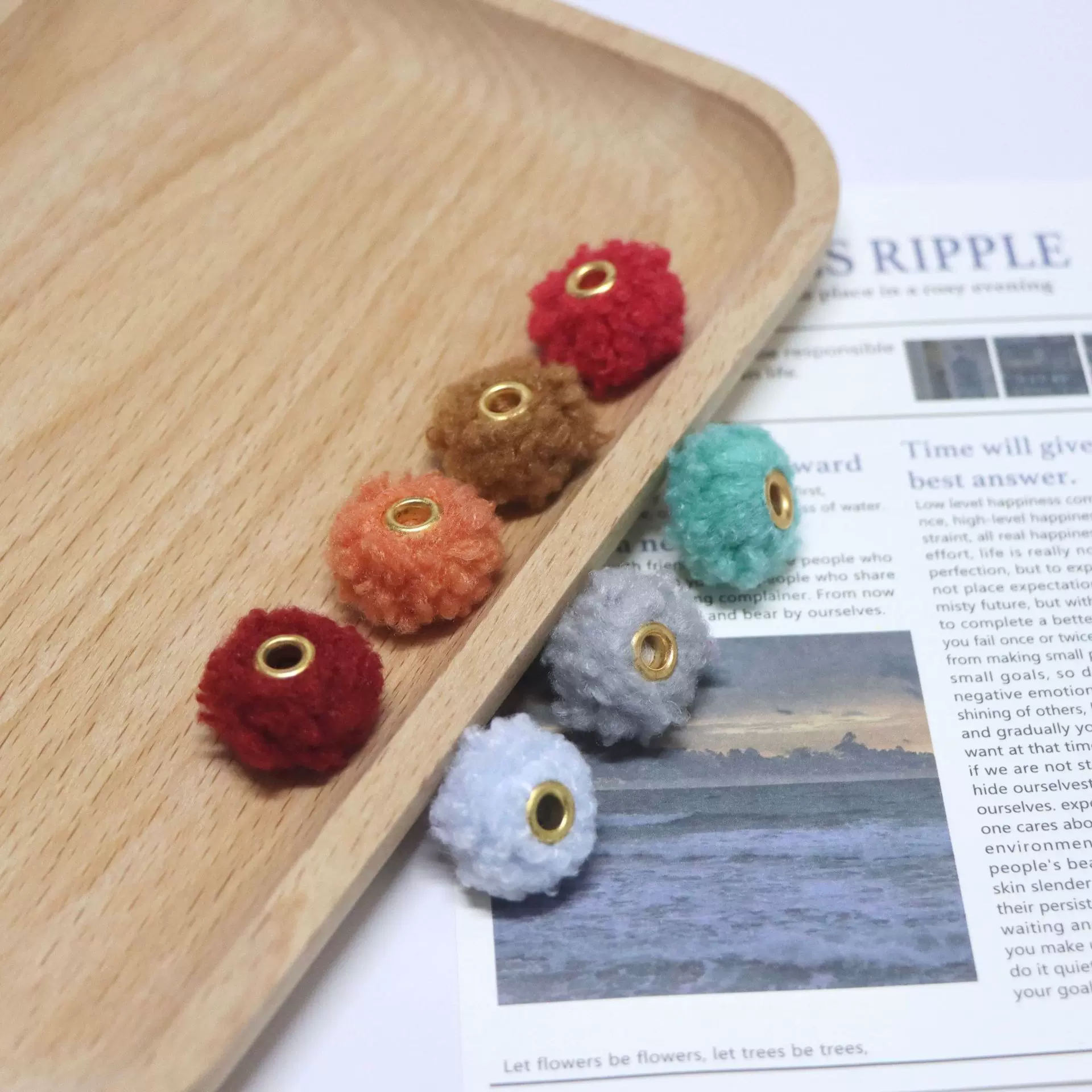 仿泰迪绒卷毛大孔珠子彩色毛绒球直孔隔珠diy散珠手机链饰品配件