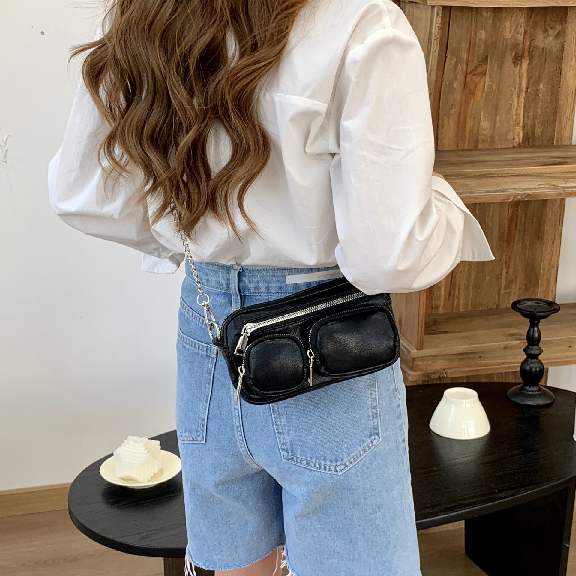 One Shoulder Messenger Bag in Silver