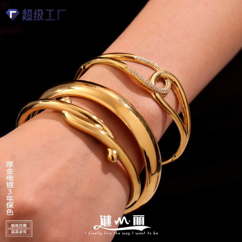 Mili ins ヨーロッパとアメリカのシンプルなデザインのステンレス鋼馬蹄バックルオープンジルコンブレスレット 18K リアルゴールドメッキ色褪せない|undefined