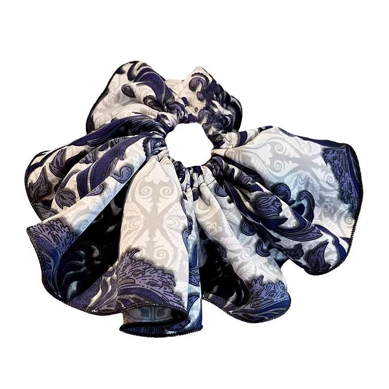 Scrunchie con stampa totem elegante accessorio capelli fiore_voghion.com