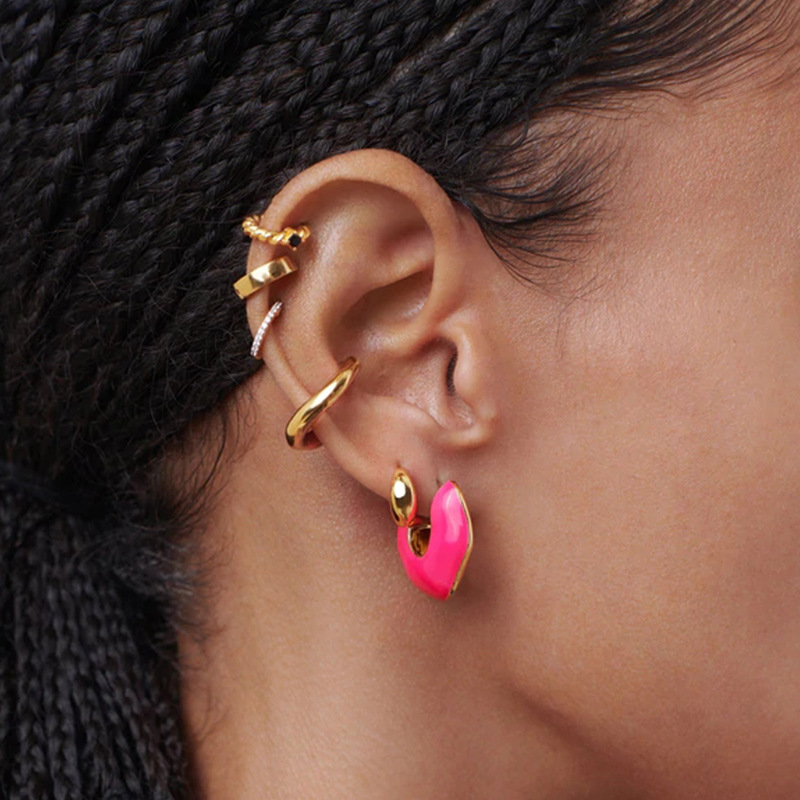 Simple Style C Shape Copper Enamel Plating Ear Studs 1 Pair