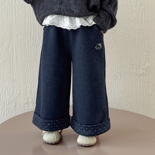 Demi-season trousers