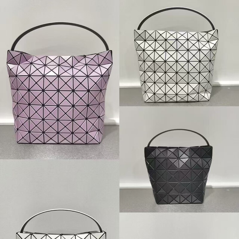 2025 Japan Original Factory Ballet Bag Geometric Quilted Bag Versatile Shoulder Handbag Women's Bag Simple and Versatile 2025 Japan Original Factory Ballet Bag Geometric Quilted Bag Versatile Shoulder Handbag Women's Bag Simple and Versatile