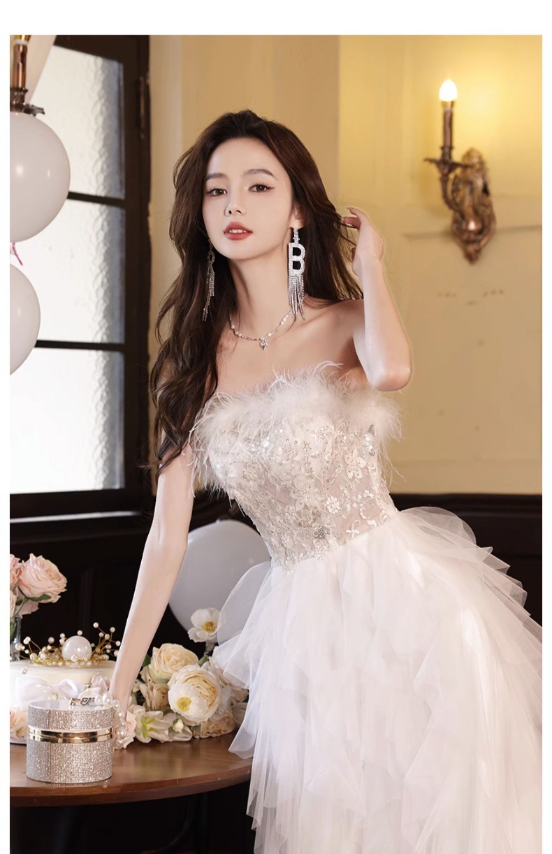 Đầm dạ hội cao cấp trắng tinh tế, thiết kế ôm body quyến rũ — Váy tiên nữ lông vũ màu trắng, Màu đen chi tiết 14