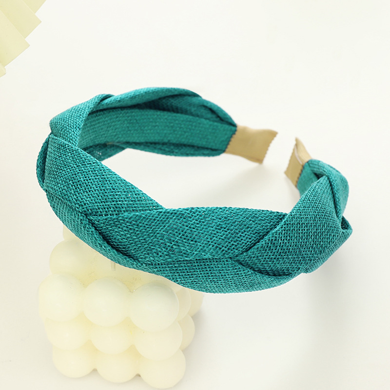 Summer New Elegant Wide-brimmed Women's Hair Band European And American Simple Solid Color Fabric Craft Cross Braid Headband R225 display picture 4