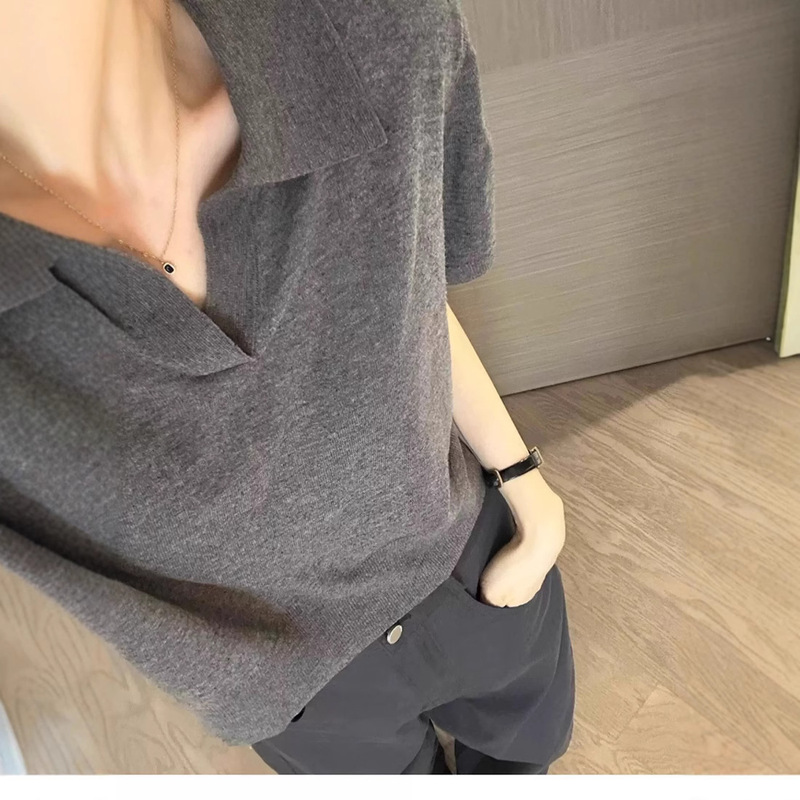 French Polo Collar German Yangtze Yarn Worsted Wool Knitted Short Sleeve V-Neck Niche Fashion Lap T-Shirt for Women French Polo Collar German Yangtze Yarn Worsted Wool Knitted Short Sleeve V-Neck Niche Fashion Lap T-Shirt for Women