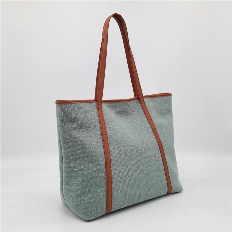 Women's Canvas Solid Color Vintage Style Square Zipper Shoulder Bag display picture 4