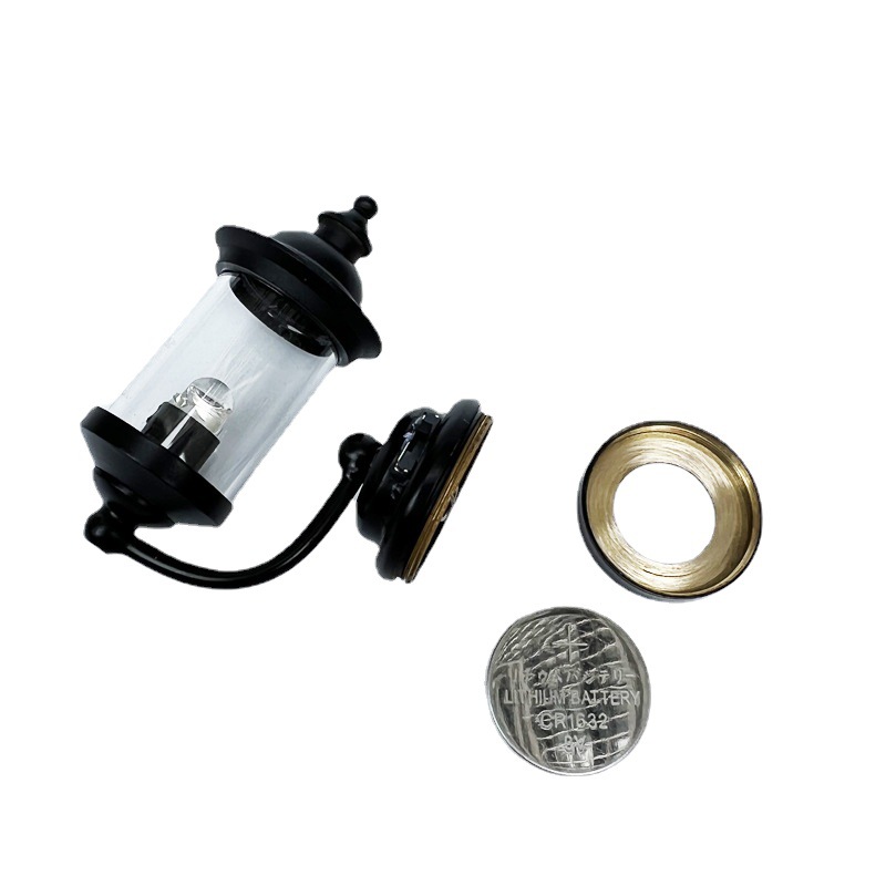 1:12 Dollhouse mini modelo miniatura brillante LED negro retro lámpara de pared al aire libre europeo ~