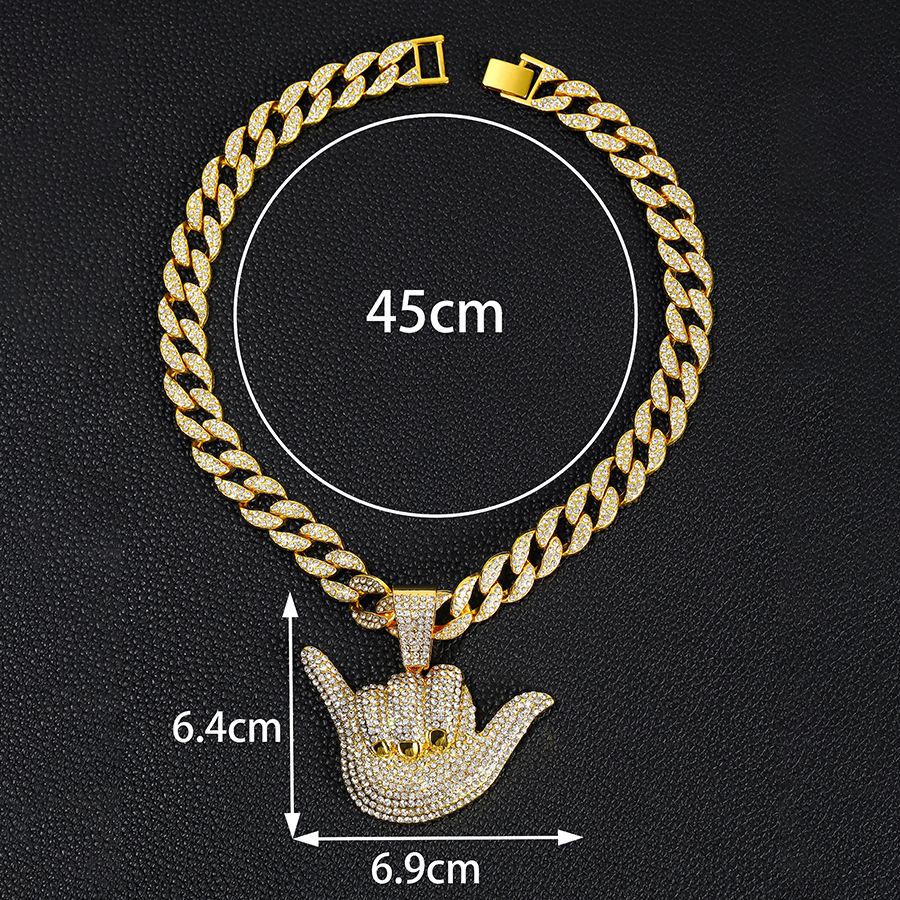 Collar con Dije de Mano 666 Cubano de Aleación de Zinc con Pedrería