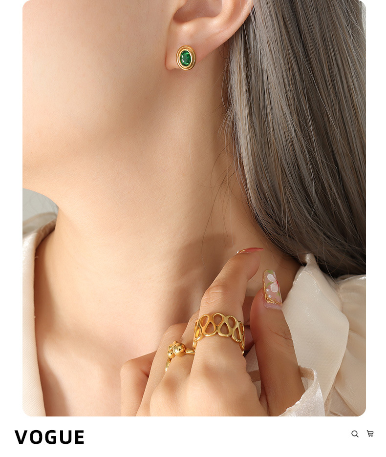 Fashion Oval Titanium Steel Plating Inlay Zircon Ear Studs 1 Pair