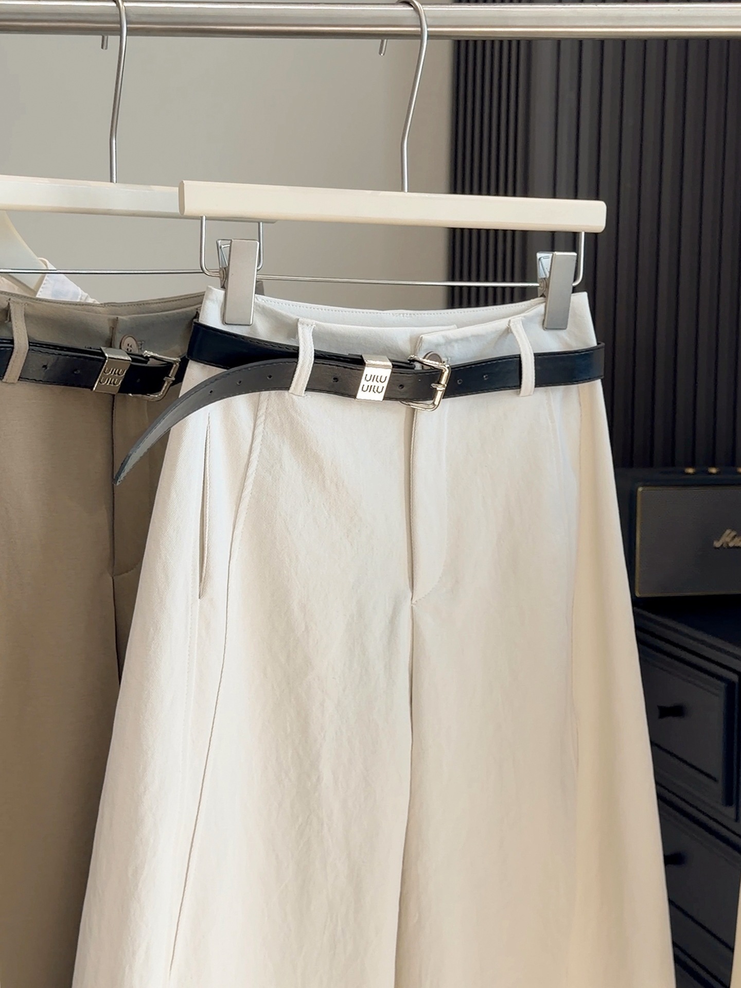 Quần culottes nữ ống rộng cạp cao dáng suông — màu đen chi tiết 3