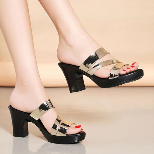 Cross-border large size summer trendy new high-heeled waterproof platform women's sandals with thick heels bright leather fish mouth casual women's