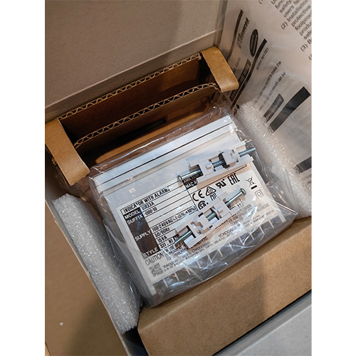 横河YOKOGAWA 数字指示调节器 ut75a-014-11-00 UT35A-011-20-00