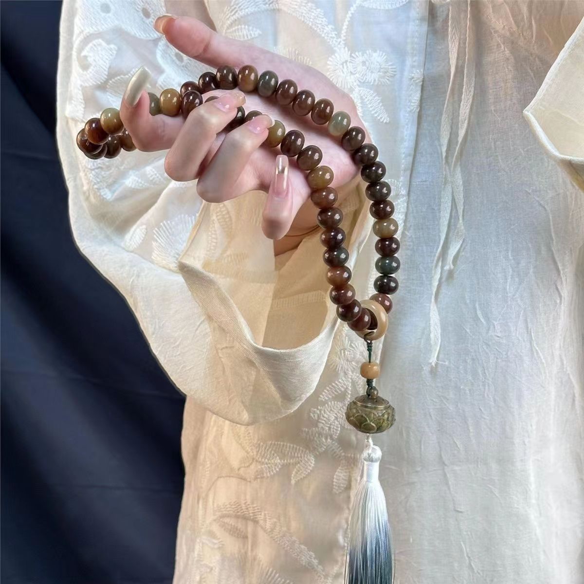 둔황은 하늘을 물었다 [사과환]