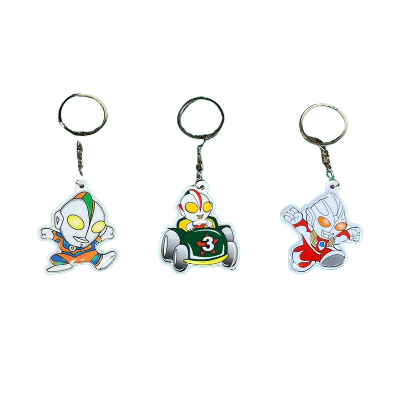 Nuevo colgante creativo Ultraman Q edición de personajes de dibujos animados llavero bolsas decoración