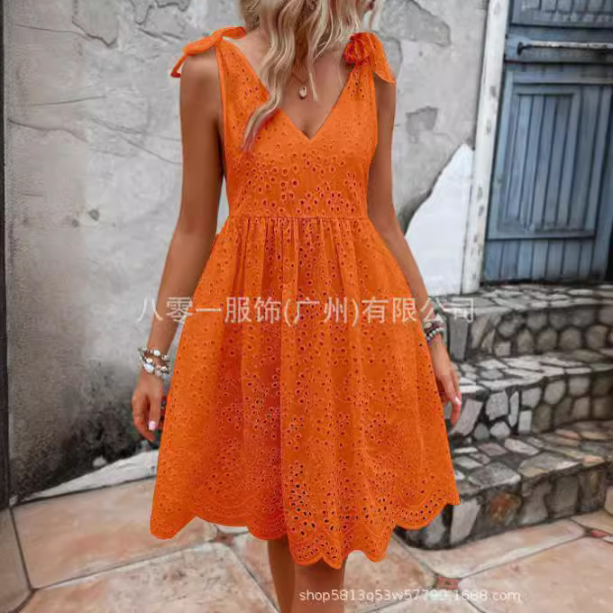 2024 European and American cross-border foreign trade summer new women's lace solid color sleeveless sling Amazon dress 2024 European and American cross-border foreign trade summer new women's lace solid color sleeveless sling Amazon dress