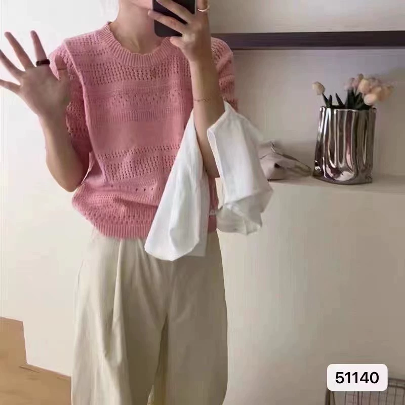 Knitted summer cute base body-friendly sweater, fitted