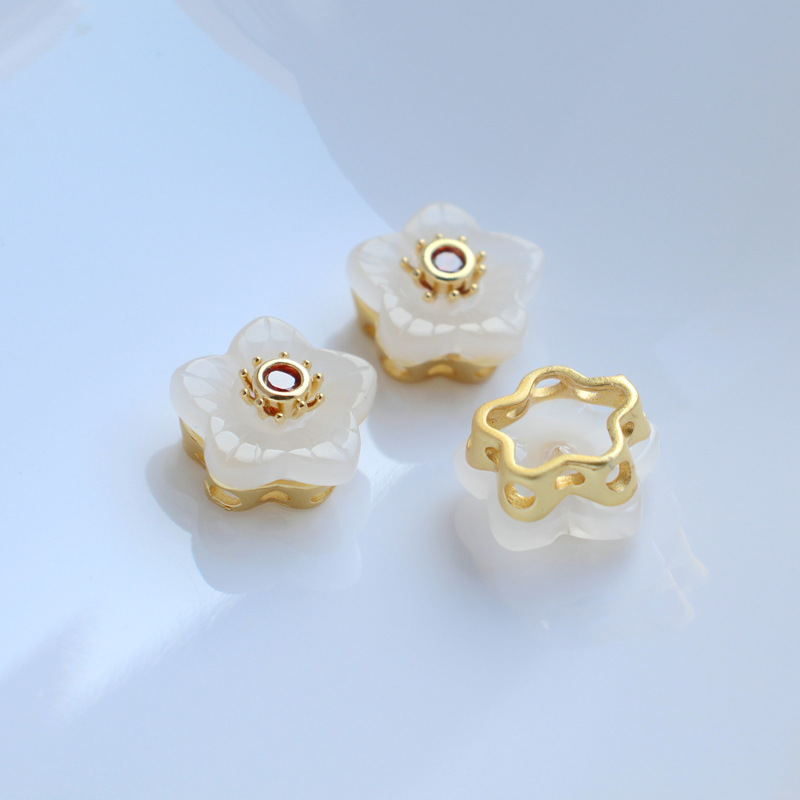 Acrylic jewelry charm with zircon