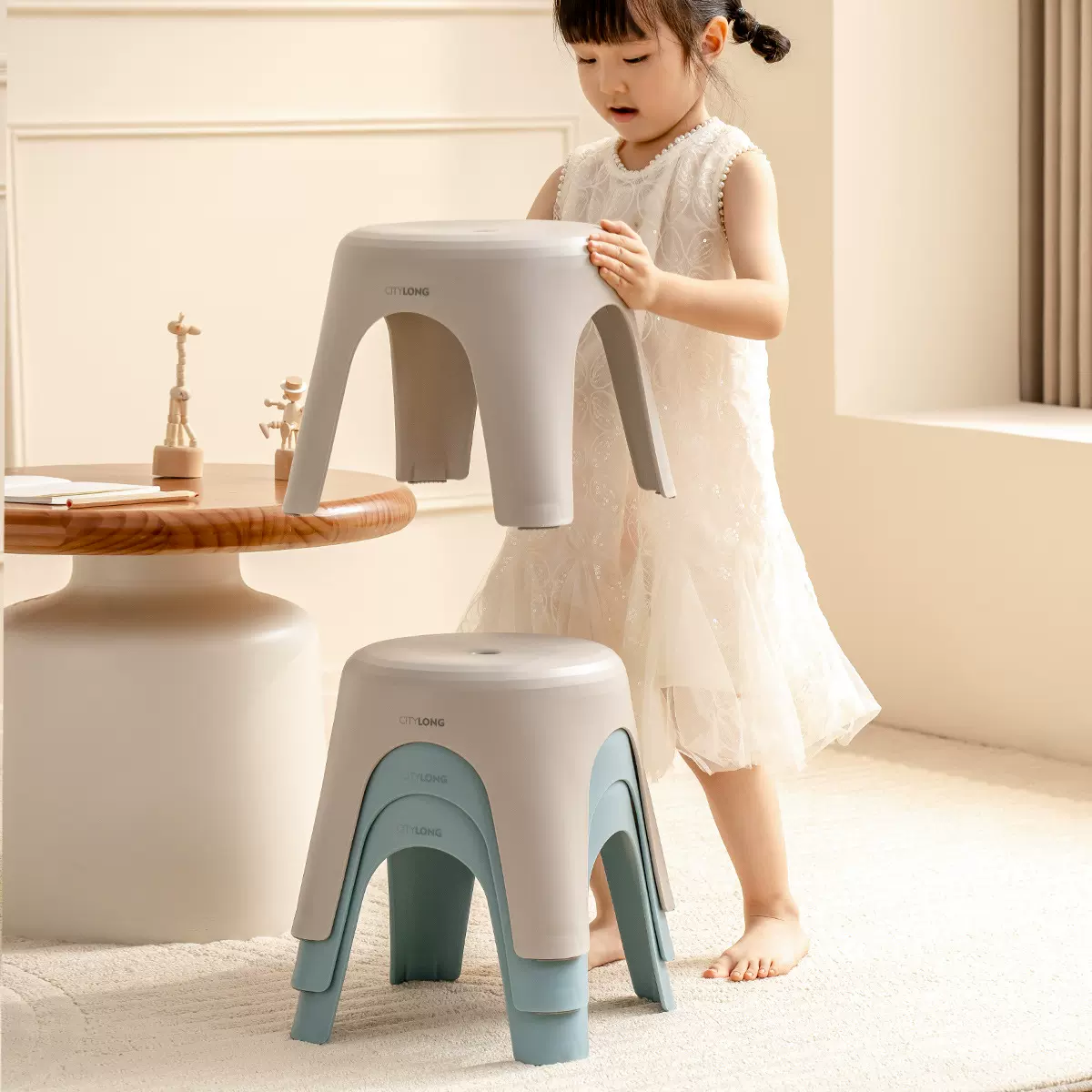 禧天龙家用加厚塑料凳子简约矮凳儿童凳防滑室外椅子排队凳方凳