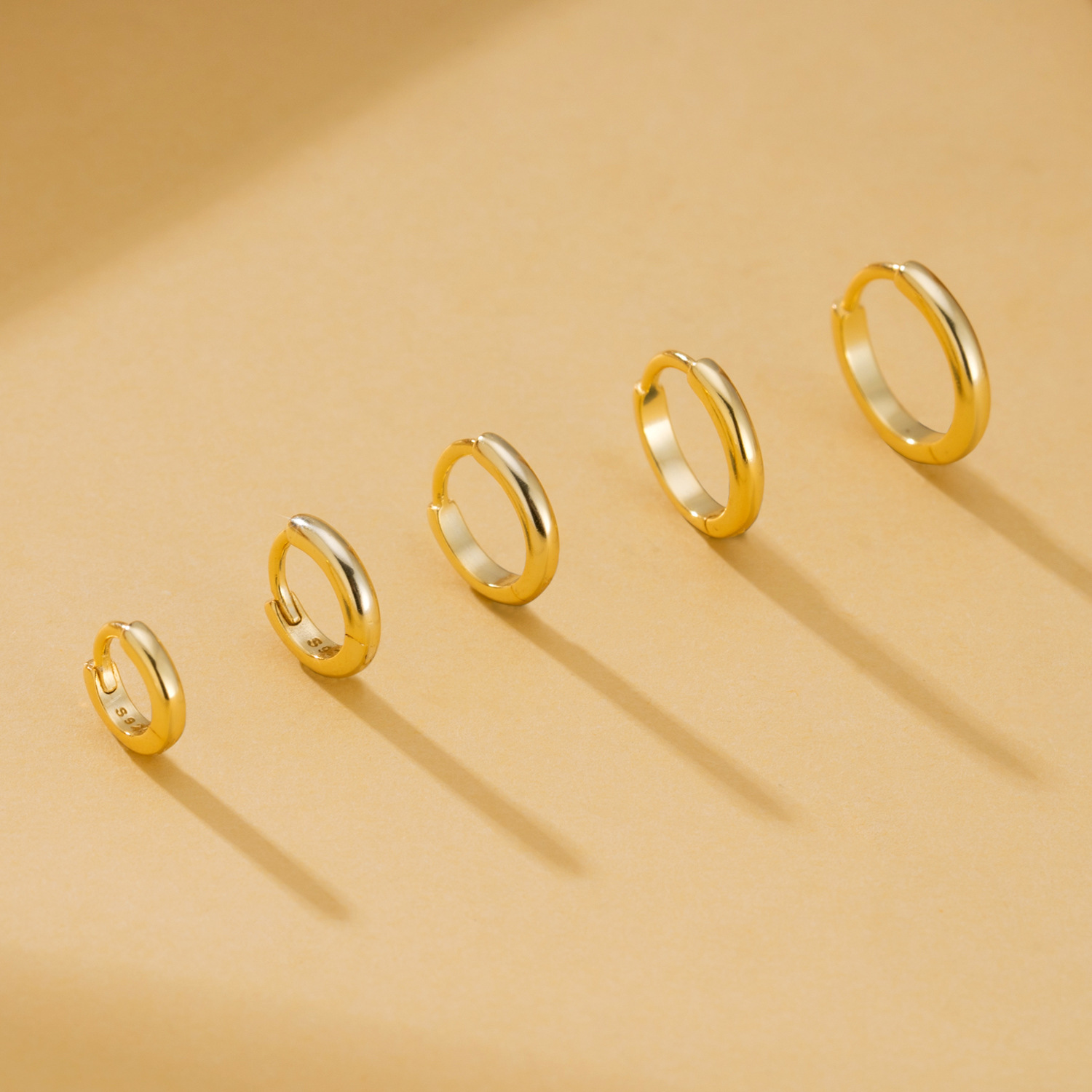 S925 full-body sterling silver simple high-grade photosensitive surface stacked geometric earrings cross-border all-match basic minimalist earring for women