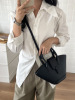 Handheld fashionable advanced shoulder bag, polyurethane basket, high-quality style