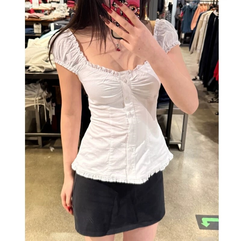 Bm White Short-Sleeve Blouse for Women, Summer Short Style with Ruffled Hem, Waist-Cinching, Slim Fit, Square Neck, Short-Sleeve Shirt with Small Seagull Design Bm White Short-Sleeve Blouse for Women, Summer Short Style with Ruffled Hem, Waist-Cinching, Slim Fit, Square Neck, Short-Sleeve Shirt with Small Seagull Design