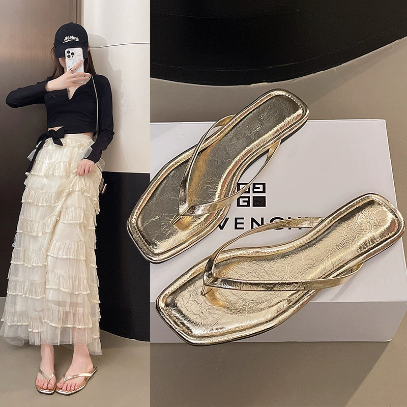 Новые модные женские шлепанцы интернет-знаменитостей на плоской подошве, золотые уличные сандалии, летние повседневные шлепанцы в корейском стиле