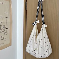 新しい売れ筋クロスボディバッグ水玉キャンバスバッグ2025女の子通勤新鮮な大容量ショルダーニッチトート