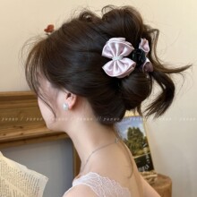 ���������������ᷢ��Ů�����װ�����ץ�и���β������Ӹ߼���