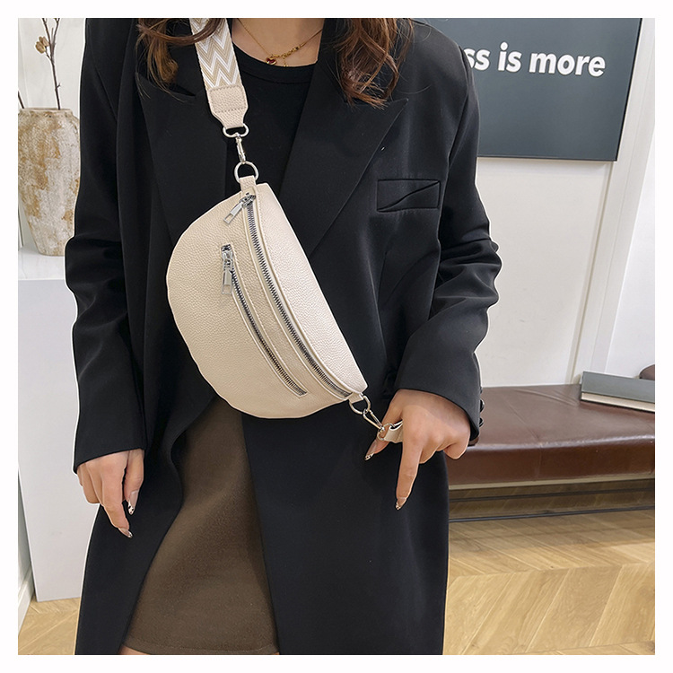 Women's Streetwear Solid Color Pu Leather Waist Bags display picture 20