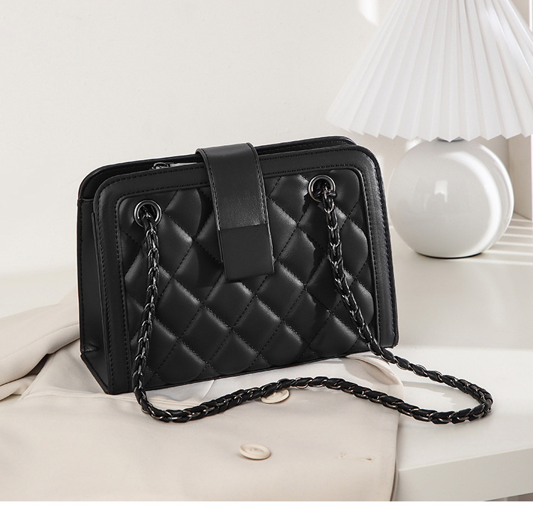 Women's Medium Pu Leather Solid Color Lingge Elegant Classic Style Zipper Shoulder Bag display picture 1