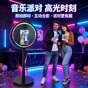 15.6��A�����ՙCphotobooth�R��һ�w�C�҃������Ɍ�����ͤ����ͤ