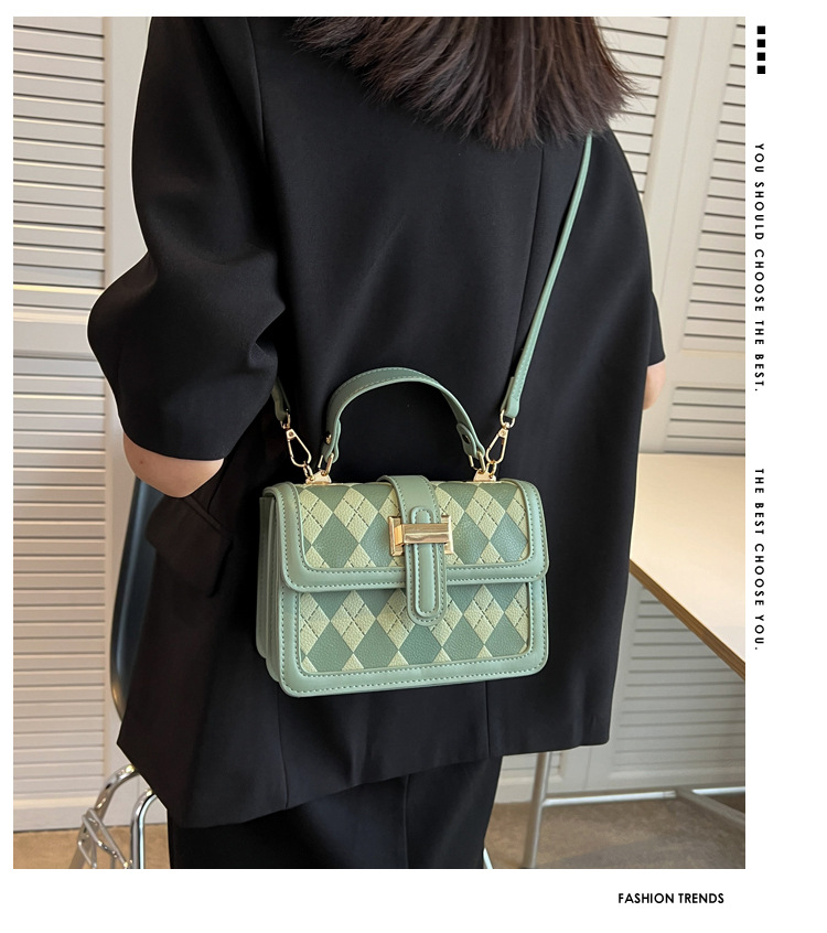 Niche Design Sense Handbag Bag Female 2023 New Rhombus all-match Small square bag high-grade texture one-shoulder Messenger bag_voghion.com