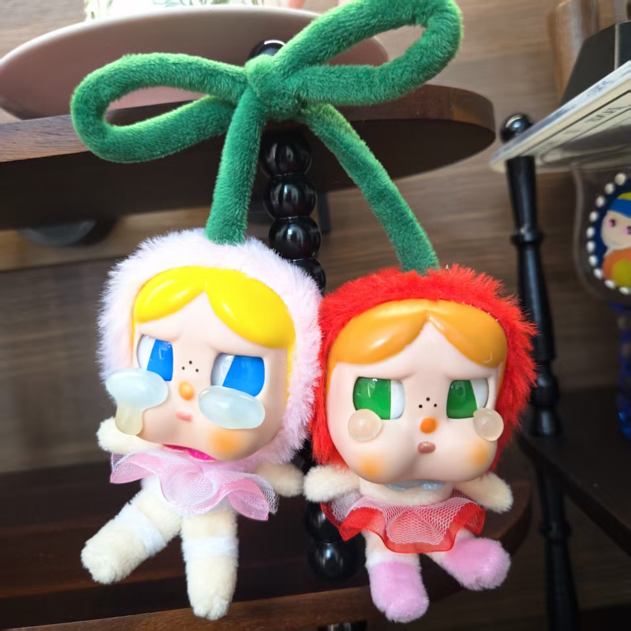 Nuevos productos de cereza dulce juntos, pelusa de peluche, grida de bebé, amor de las lágrimas, la serie de ojos de vidrio, colgantes de bolsas