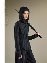 原创设计女装冬季新款休闲轻薄外套修身运动连帽羽绒服