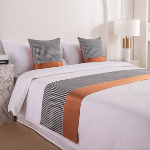 Houndstooth Bed Runner for Hotels and Guesthouses, Decorative Bed Cover, Anti-Dirt Strip Cloth in Ins Style