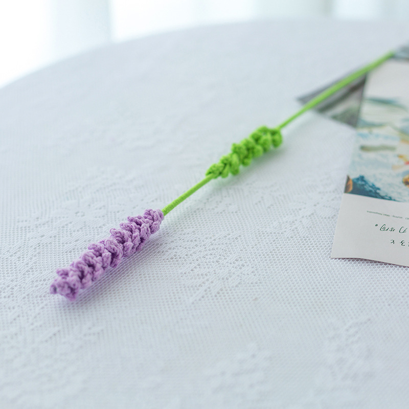 완성 된 라벤더 라이트 퍼플 싱글