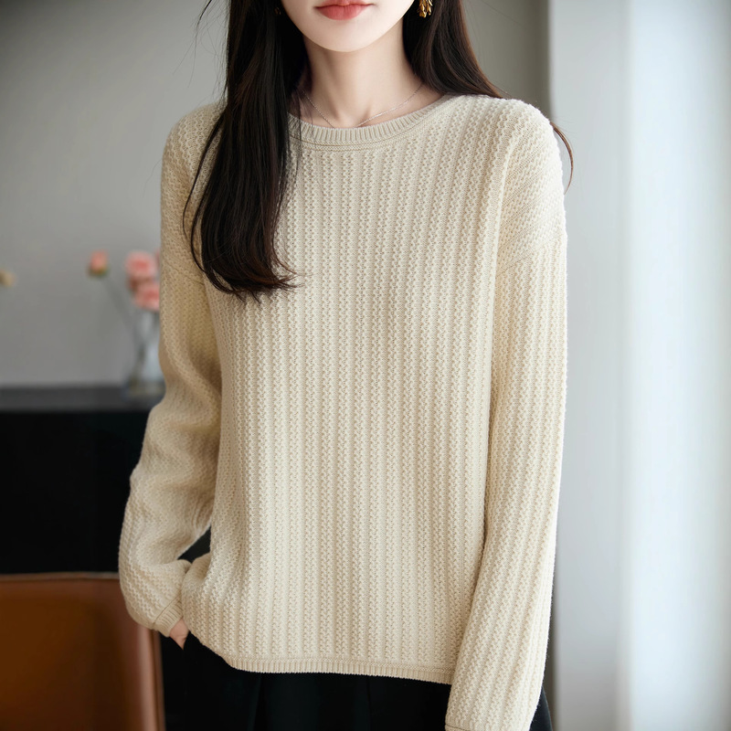 Heavy Jacquard 100% Cotton Thick Base Shirt for Women, New Autumn and Winter 2025 Round Neck Versatile All-Cotton Knit Sweater Heavy Jacquard 100% Cotton Thick Base Shirt for Women, New Autumn and Winter 2025 Round Neck Versatile All-Cotton Knit Sweater