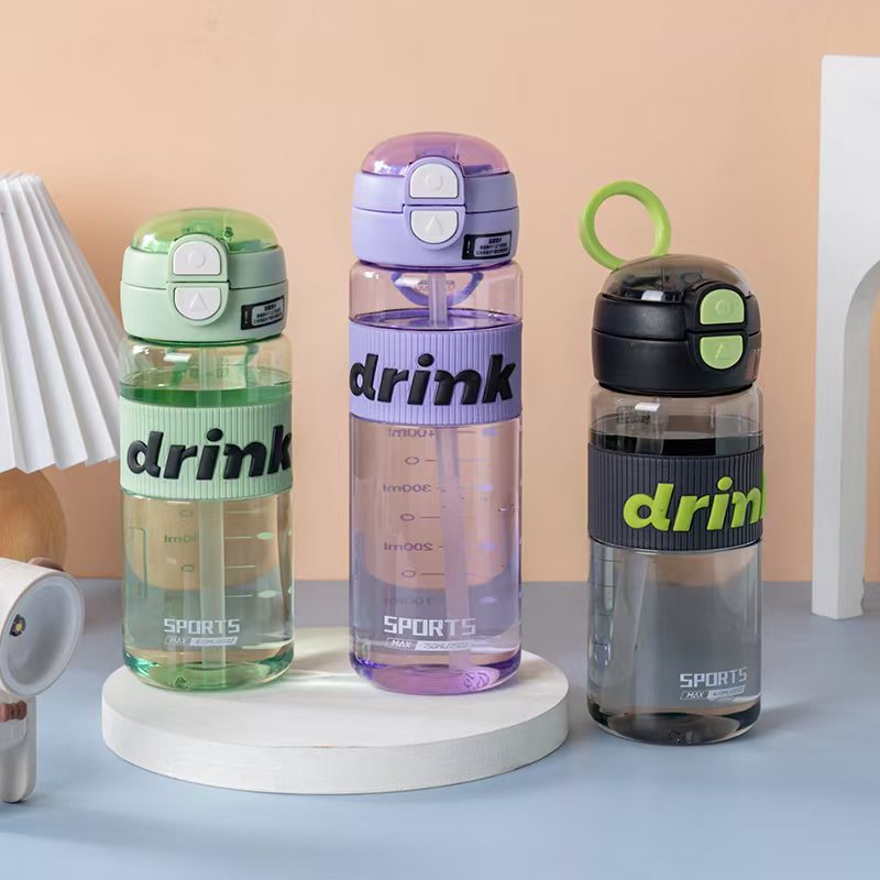 Yitong nueva taza de paja de plástico de doble bebida creativa portátil taza de mano letras de 750ml taza espacial de doble uso