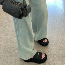 ���ы�ͬ��F؛ Ħ�����ĩ~���m�A�^��ĸ�@��һ�����պ����Ь