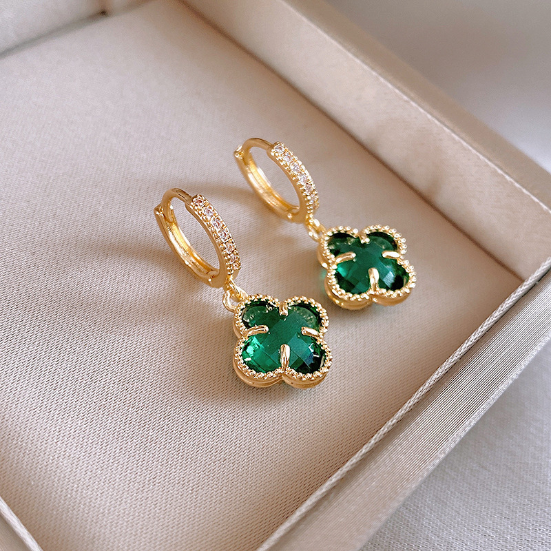Temperamento de pendientes verdes pendientes ligeros lujosos de alto nivel sensación de pendientes zircon flores joyas geométricas al por mayor fábrica