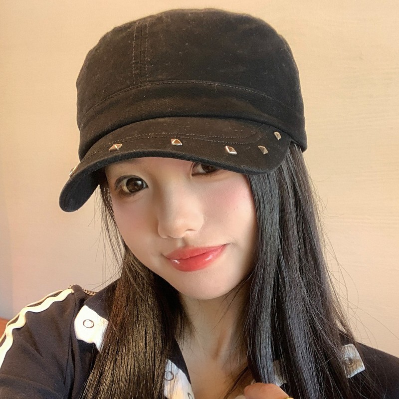 美式复古铆钉黑色平顶贝雷帽女时髦街头百搭显脸小水洗鸭舌帽子潮|undefined