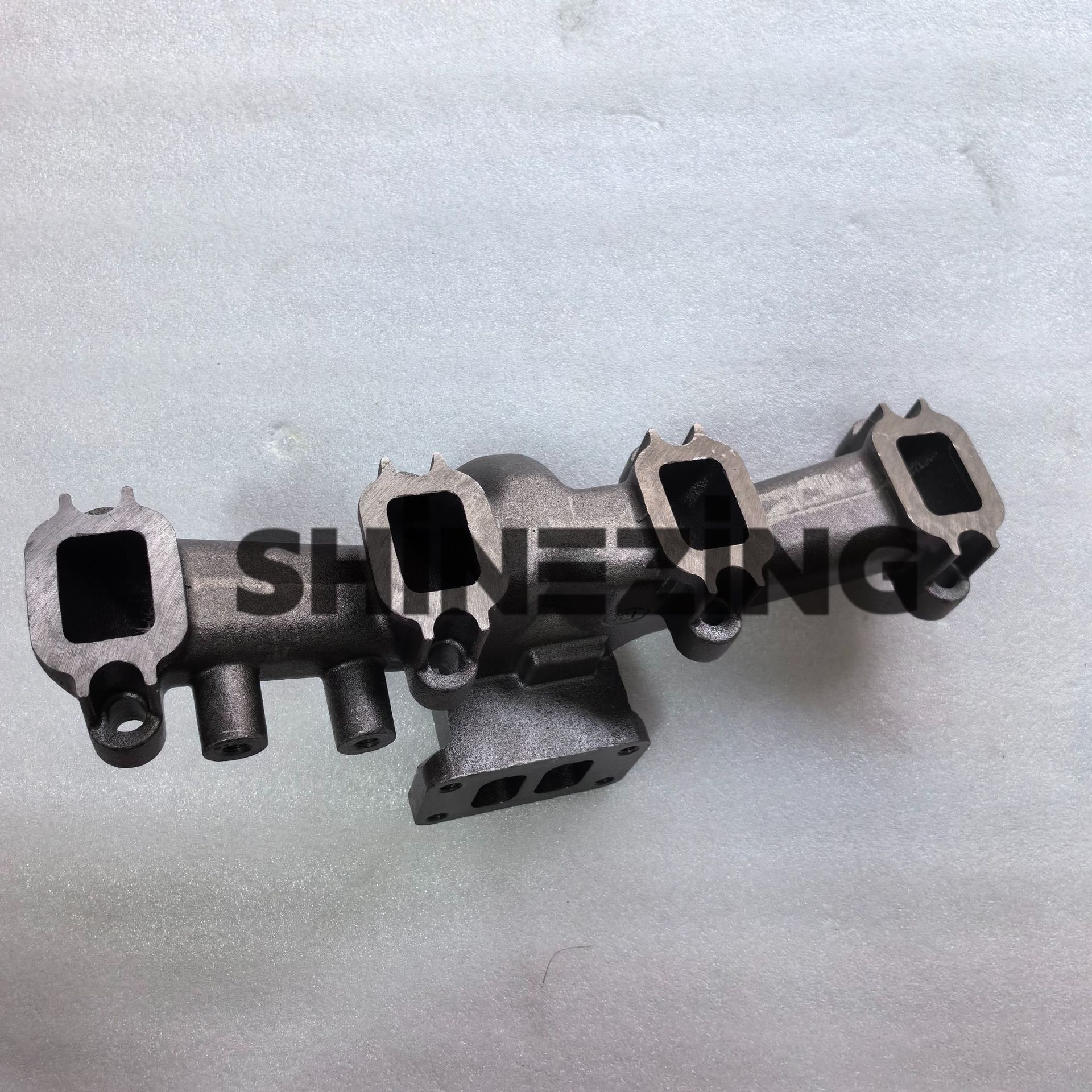 3901635 Exhaust Manifold Engine Accessories Exhaust Manifold 3901635