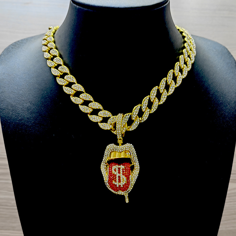 Cross-border ins extraño diamante tridimensional de color Hip-Hop europeo y americano escupir lengua collar de esqueleto collar de diamante collar de cadena de clavícula cubana